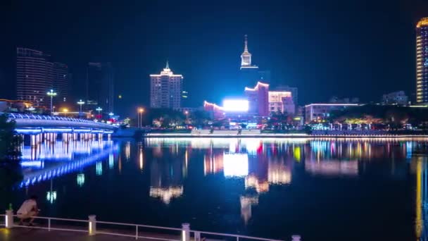 夜光照亮了海南岛三亚湾公寓建筑群4K次中国 — 图库视频影像