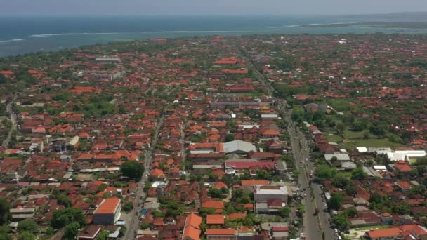 Journée Ensoleillée Bali Île Vol Dessus Circulation Ville Carrefour Rue — Video