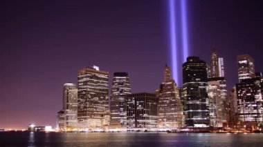 Manhattan Anma Günü gece lambaları 11 Eylül 'den 4K zaman ayarlı