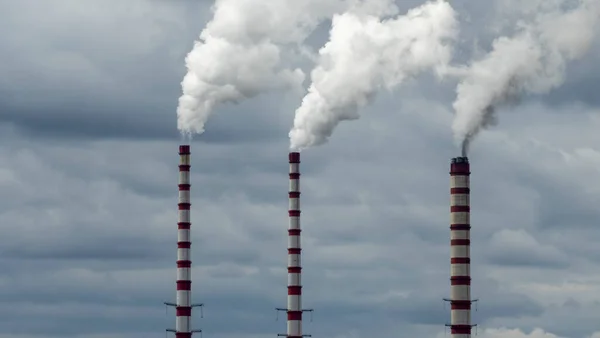 Panorámás Kilátás Erőműre Lukomlskaya Gres Erőmű Füstjével Teli Kémények Ökológiai — Stock Fotó