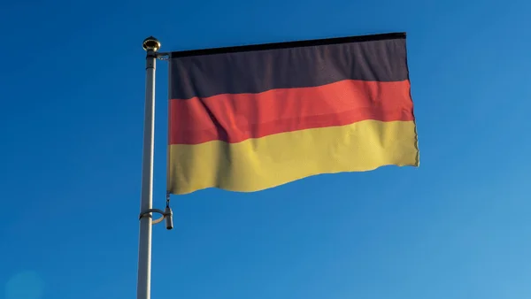 Bandera Alemana Con Rayas Negro Rojo Oro Poste Está Revoloteando —  Fotos de Stock