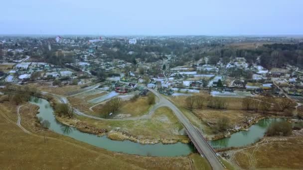 Flygfoto Över Liten Stad Täckt Snö Kall Vinterdag Vitryska Staden — Stockvideo