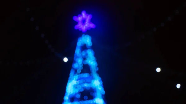 Fondo Vacaciones Navidad Árbol Navidad Guirnalda Brillante Desenfoque Feliz Año — Foto de Stock