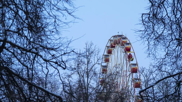 Flygfoto Små Trä Färja Korsar Floden Med Orange Bil Den — Stockfoto