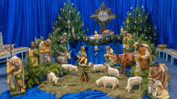 Kerststal Kerststal Met Baby Jezus Maria Jozef Kribbe Met Schapen — Stockfoto