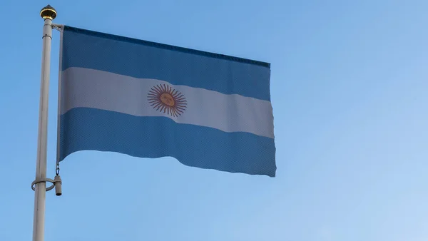 Bandera Nacional Argentina Asta Bandera Frente Cielo Azul Con Rayos —  Fotos de Stock