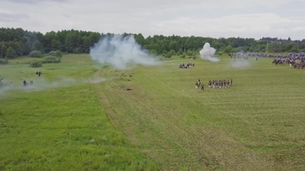 Vista Aérea Amplia Reconstrucción Batalla 1812 Ejército Ruso Ataca Los — Vídeo de stock