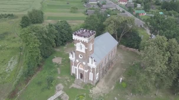 Luftaufnahme Der Alten Orthodoxen Kirche Barbara Raitsa Dorf Gebiet Grodno — Stockvideo