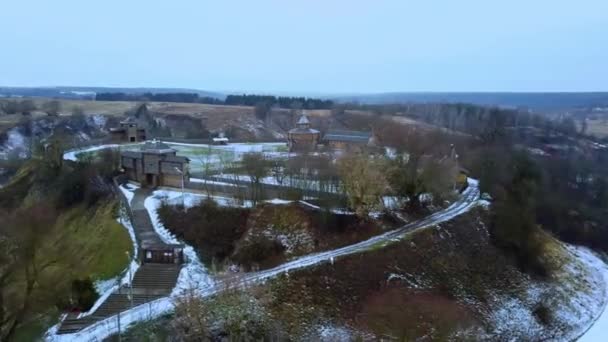 Vista Aérea Del Montículo Del Castillo Medieval Ciudad Belarusa Mstislavl — Vídeo de stock