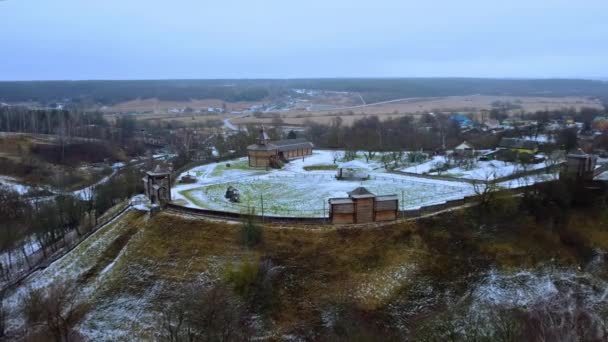 Вид Высоты Птичьего Полета Средневековую Крепость Белорусском Городе Мстиславле Зимой — стоковое видео