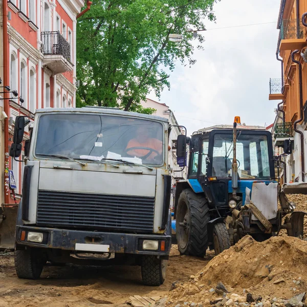 Town Centre Reconstruction City Water System Rebuilt Truck Tractor Stands — Zdjęcie stockowe
