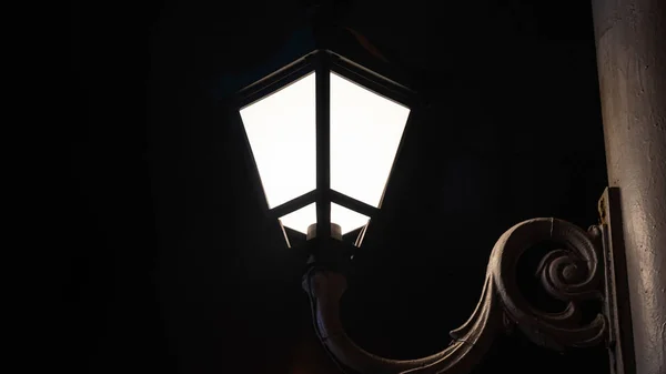 Close Old Fashioned Street Light Dark Background — Stock Photo, Image