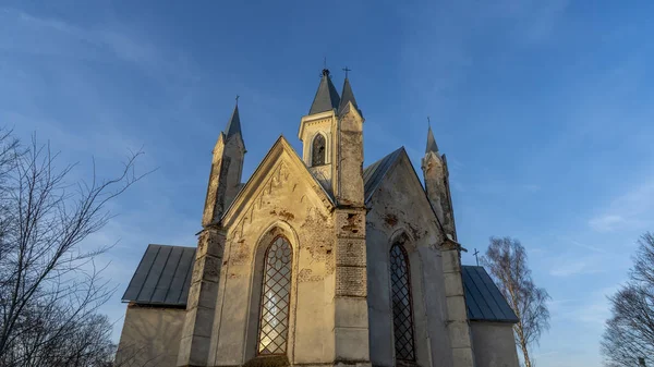 Neogótikus Stílusú Kápolna Naplemente Égbolt Háttér Vallási Fogalmak Szöveg Helye — Stock Fotó