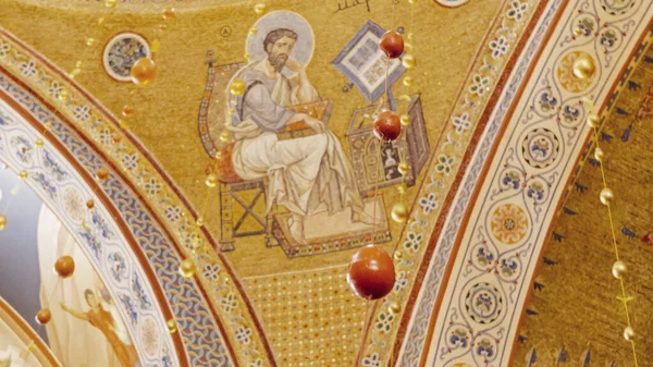Ortodoks Kilisesinde Paskalya Süsleri Süslü Paskalya Yumurtası Çelengi Dini Kavram — Stok fotoğraf
