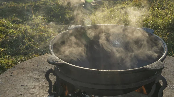 Big Pot Street Food Preparing Fire Outdoors Kitchen Outdoors Metal — Stock Photo, Image