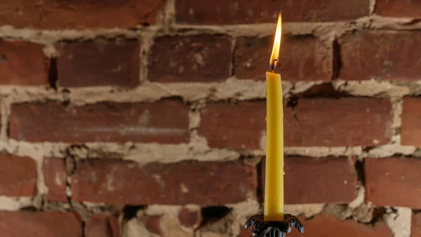 Φλόγα Κεριού Ανοιχτό Κόκκινο Φόντο Τοίχου Λιωμένο Κερί Κερί Ελαφρύ — Φωτογραφία Αρχείου