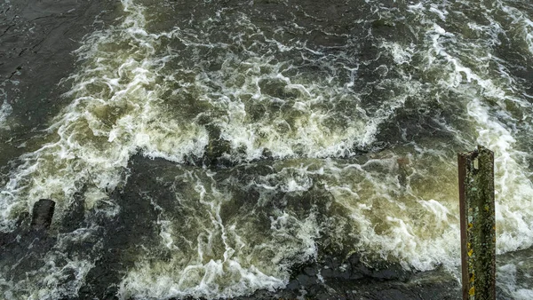 Kokend Water Een Koude Rivier Abstracte Achtergrond Ruimte Voor Tekst — Stockfoto