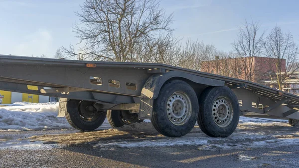 Open Car Trailer Transportation Car Sale Evacuation Wrecked Car Big — Stock Photo, Image