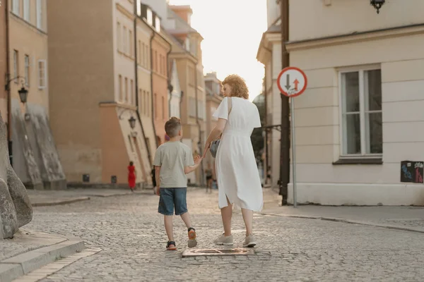 Family Strolling Paving Stones Old European Town Happy Mother Son — Fotografia de Stock