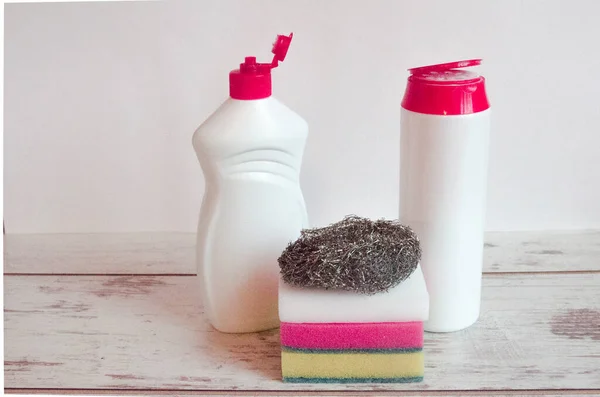 Bulaşık yıkama, eşya yıkama, evi temizleme...