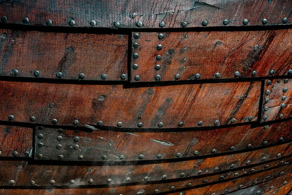 Eski Bir Teknenin Güzel Arka Planı Kaplanmış Tahtalar Parlak Güneş — Stok fotoğraf