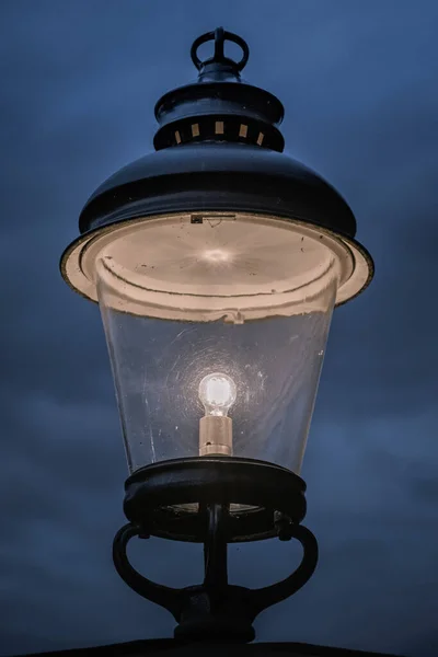 Lámpara Exterior Diseño Antiguo Negro Vintage Que Brilla Oscuridad Con — Foto de Stock