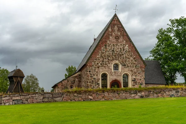 Mittelalterliche Steinkirche Schweden Erbaut Jahrhundert Mit Einem Hölzernen Glockenturm Der — Stockfoto