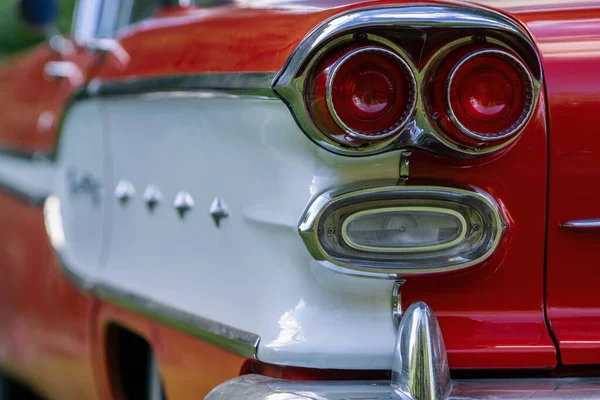 Detaljerad Närbild Bakre Baklyktor Vacker Klassisk Bil Från Femtiotalet 1958 — Stockfoto