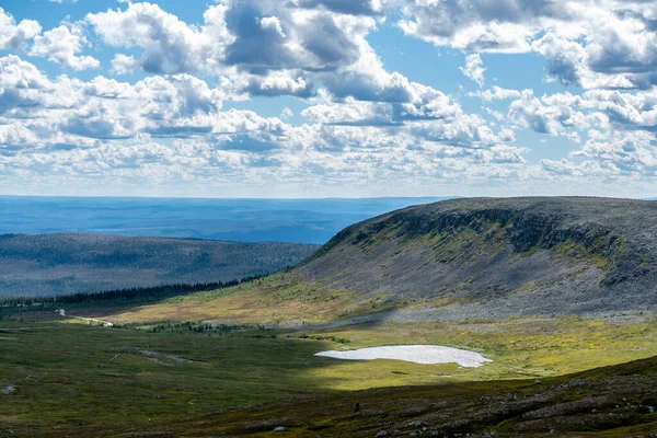 Hermosa Vista Soleada Del Verano Las Highlands Norte Suecia Con —  Fotos de Stock