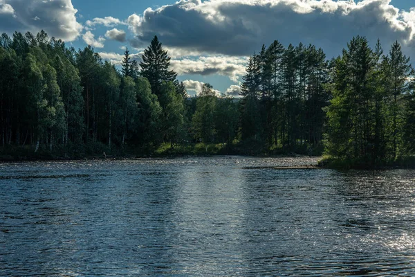 Mora Sweden 2020 위에서 사람들은 스웨덴 동쪽에서 낚시질을 있습니다 여름에는 — 스톡 사진