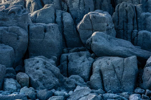 Zlanda Kıyılarında Okyanus Tarafından Parlatılmış Öğütülmüş Lav Oluşumları — Stok fotoğraf