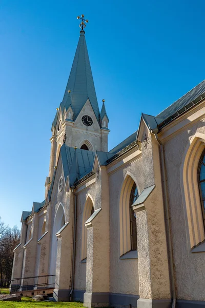 Schöne Weiße Kirche Stjarnsund Schweden Vor Blauem Himmel Und Goldener — Stockfoto