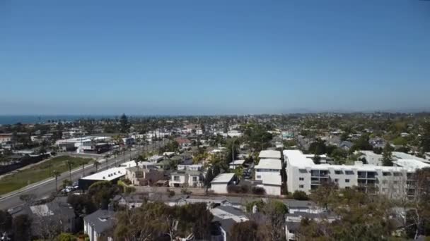 Drone Strzał Lotniczy Flyover Nad Ulicami Domami Sąsiedztwie Oceanside California — Wideo stockowe