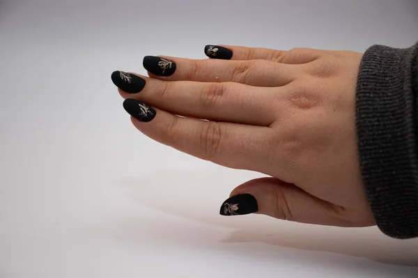 Negro uñas hermosa manicura nueva — Foto de Stock