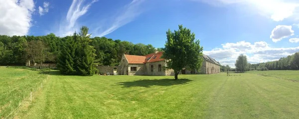 Panoramisch Uitzicht Een Grote Boerderij — Stockfoto