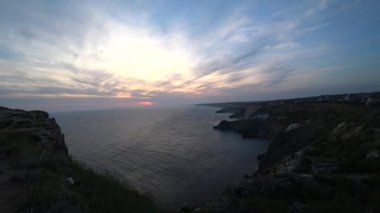 Kırım, Sivastopol, Cape Fiolent uçurumu. 