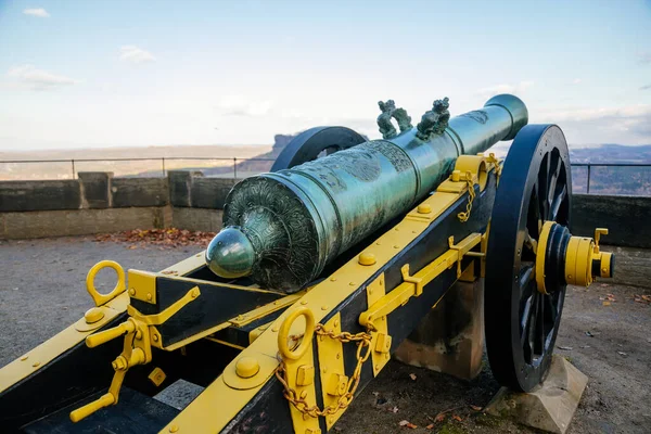 Konigstein Sassonia Germania Novembre 2021 Fortezza Medievale Vecchio Cannone Con — Foto Stock