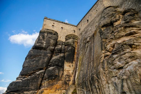 Konigstein Saxônia Alemanha Novembro 2021 Fortaleza Medieval Com Muros Pedra — Fotografia de Stock