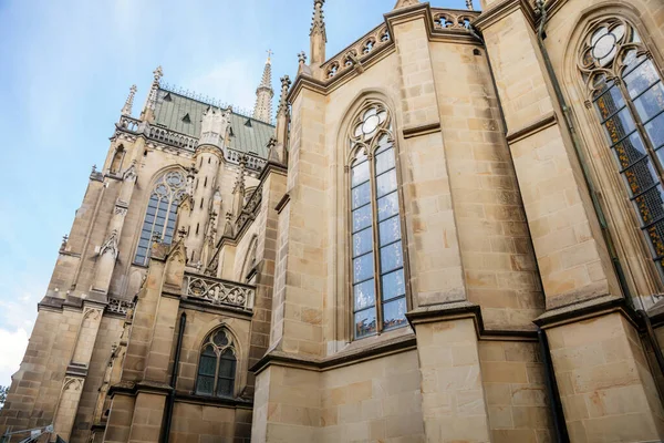 Linz Austria Sierpnia 2021 Fasada Średniowiecznego Kamiennego Gotyku Nowa Katedra — Zdjęcie stockowe
