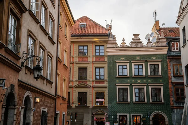 Warsaw Poland October 2021 Narrow Picturesque Street Colorful Buildings Historic — Zdjęcie stockowe