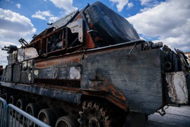 Prag, Çek Cumhuriyeti, 11 Temmuz 2022: Ukrayna savunması tarafından Letenske planında imha edilen Rus istila silahları sergisi, Ukrayna 'da savaş, orta menzilli karadan havaya füze sistemleri Buk