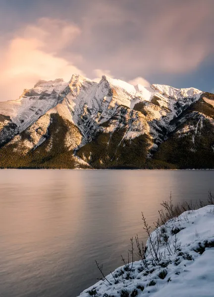 Озеро Минневанка Которое Обычно Замерзает Время Года Глобального Потепления Можем — стоковое фото