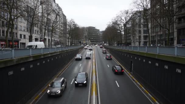 Saint Josse Brussels Hoofdstedelijk Gewest België 2021 Verkeer Van Auto — Stockvideo