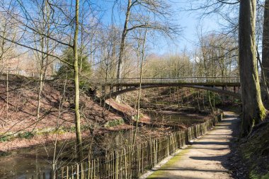 İlkbaharda Osseghem parkının panoramik manzarası, Laeken, Brüksel, Belçika
