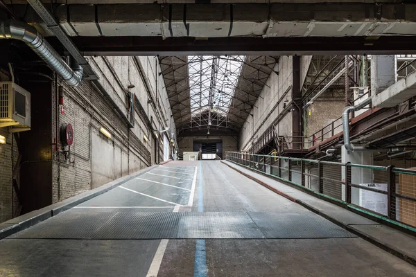 Bruxelas Bélgica 2018 Garagem Industrial Kanal Centre Pompidou Hoje Museu — Fotografia de Stock