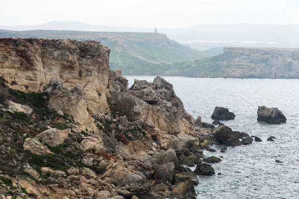 Скалы Побережье Маникаты Средиземного Моря Мальта — стоковое фото