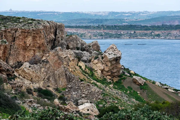 Zvětralá Skalní Formace Horách Útesech Pobřeží Selmun Malta — Stock fotografie