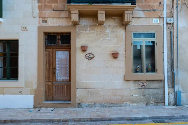 Вальехо Мальта 2022 Вуден Входная Дверь Фасад Традиционного Жилого Дома — стоковое фото