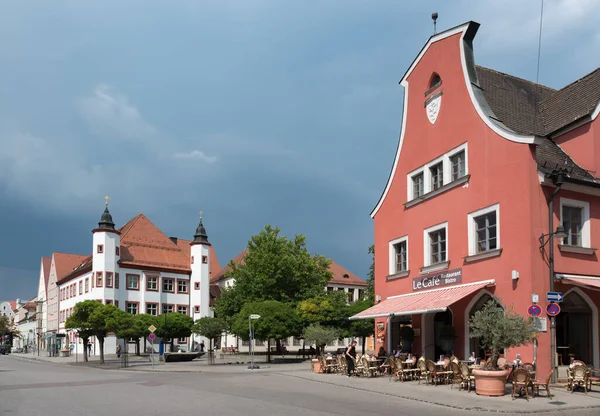 Інгольштадт Баварія Німеччина 2018 Туристи Місцеві Жителі Ють Їдять Терасі — стокове фото