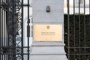 Brüksel / Belçika Belediyesi - 02: 15 2019: Rusya iş kulübü Cercle de Lorraine 'in girişini imzalayın